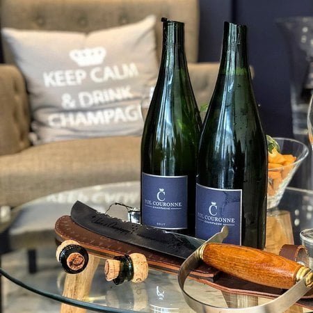 ouverture bouteille champagne sabre sabrage